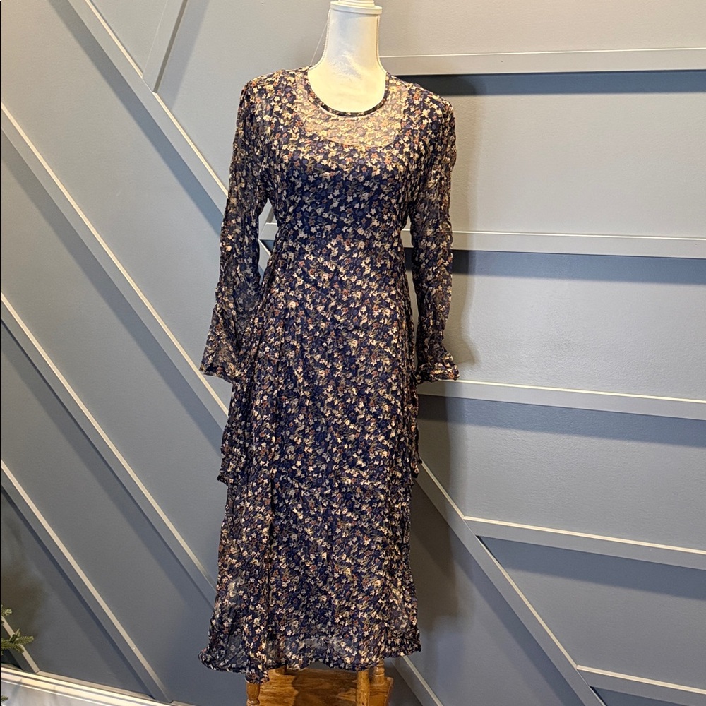 Papillon Blanc Navy Floral Long Sleeve Dress